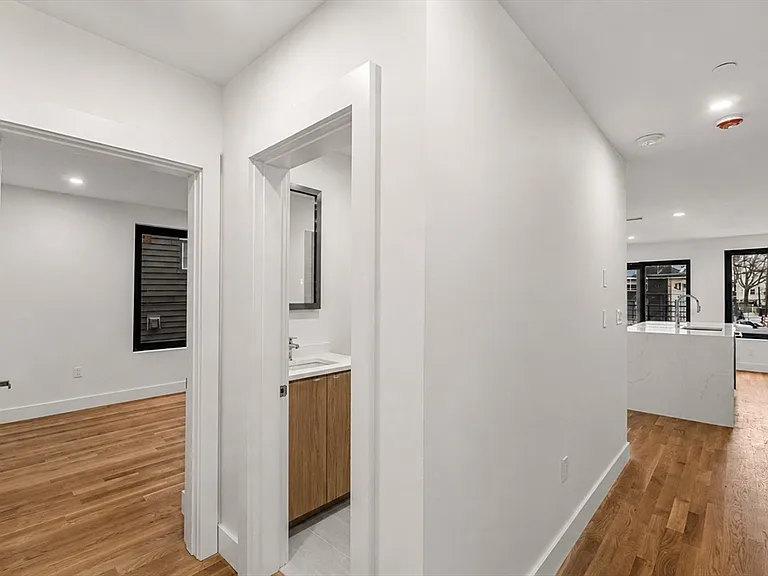 6 Gen Devine Way #2 — Photo 11