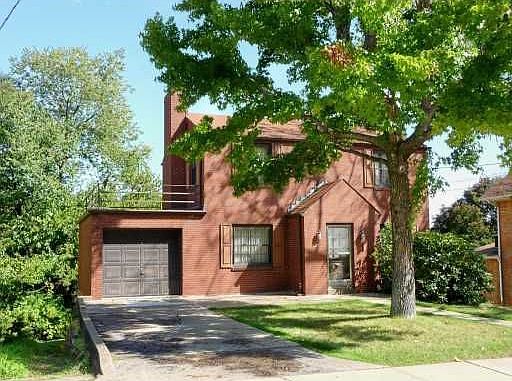 827 Kewanna Avenue, Mt. Lebanon