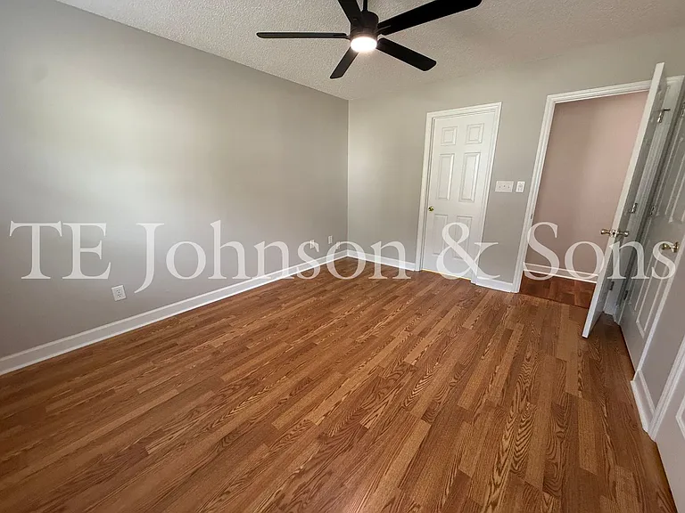 1878 Camden Forest Dr — Photo 20