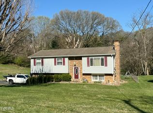 346 Summerville Rd, Kingsport, TN 37663
