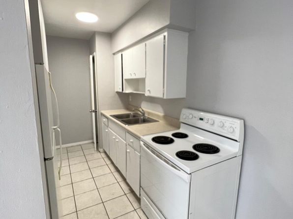 631 NE 8th Ave #10968069