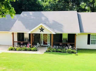 154 Windsong Dr, Social Circle, GA 30025