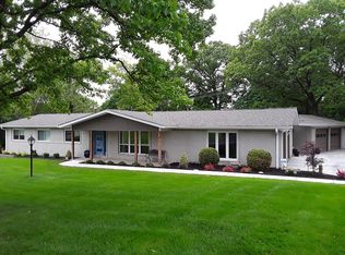 309 Glyn Cagny Rd, Ballwin, MO 63021