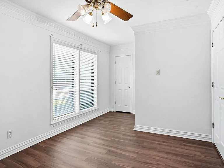 1812 Kynette Dr — Photo 13