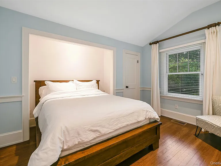 1600 Pine Tree Rd — Photo 14