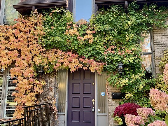 3rd image of 2090 Mississauga Rd