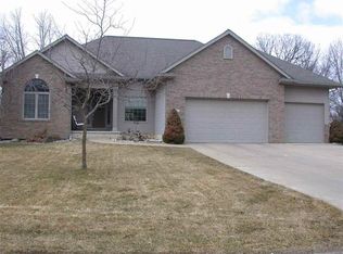 2442 Glengarry Rd, Jackson, MI 49203