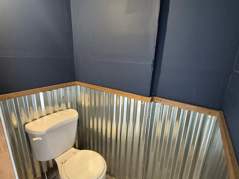 Garage half bathroom