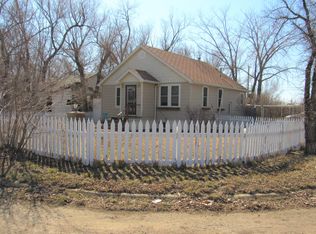 329 Fairweather St, Wolf Point, MT 59201