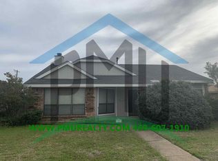 322 Quail Hollow Dr, Mesquite, TX 75150