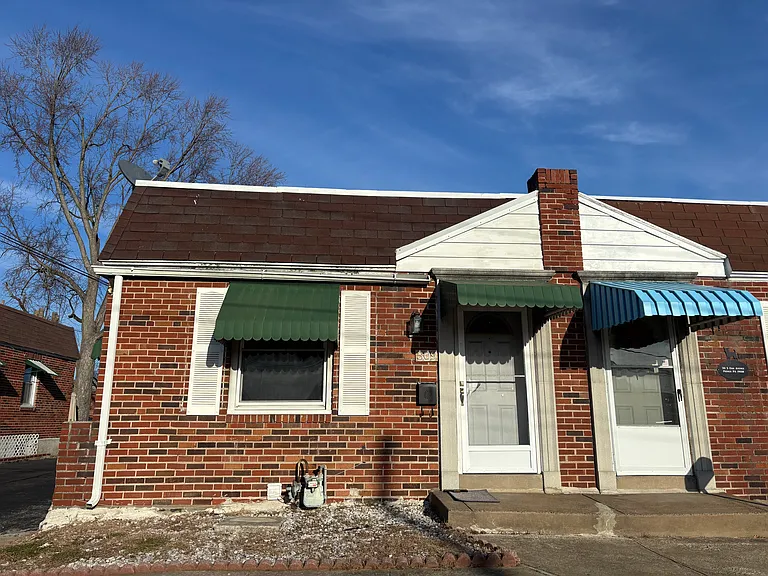 309 S Oak Ave — Photo 1
