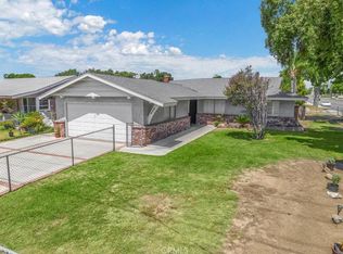 989 E Franklin Ave, Pomona, CA 91766