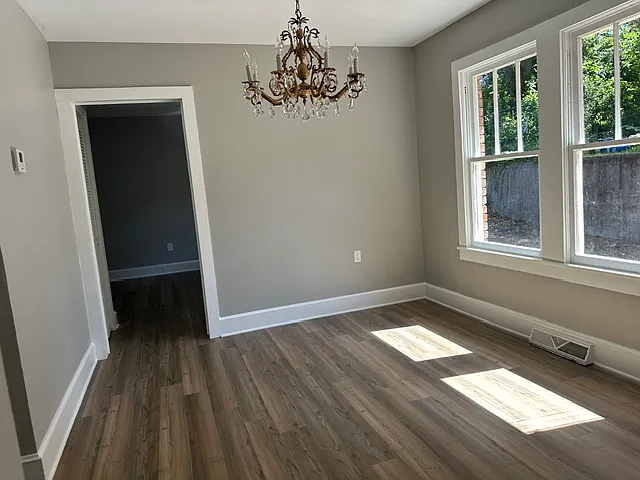 200 Pearl St — Photo 8