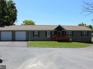 99 Salt Rd, Enola, PA 17025