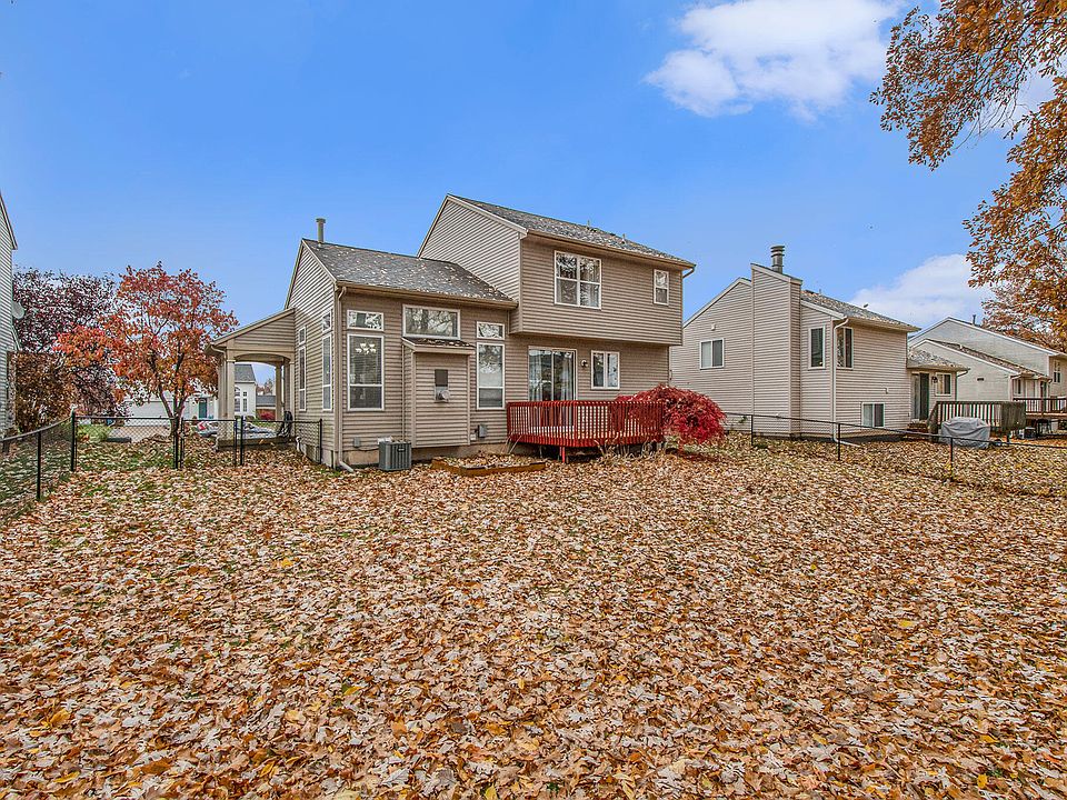 4691 Meadow Lake Dr SE, Kentwood, MI 49512 Zillow