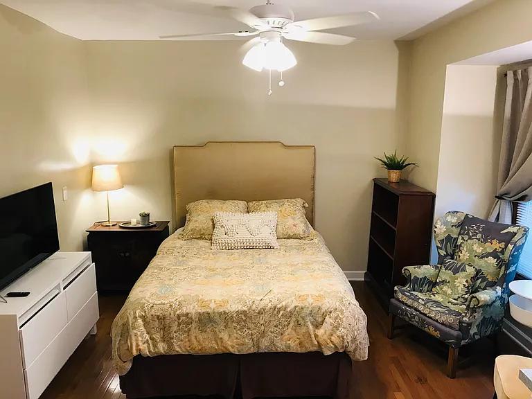 3810 Paseo Blvd #B — Photo 2