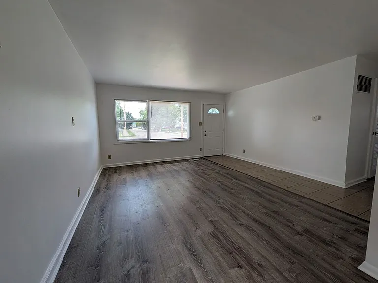 7601 Kentucky Ave — Photo 6