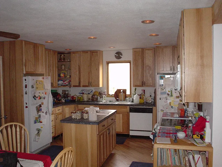 3 Birdsill Pl — Photo 4