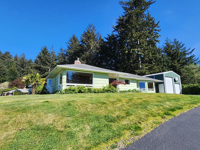 133 SE Yaquina View Dr — Photo 6