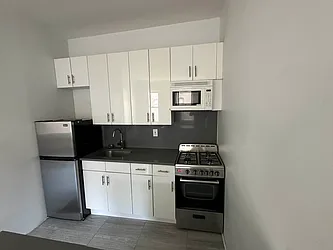 Rented by Eric Goodman Realty Corp