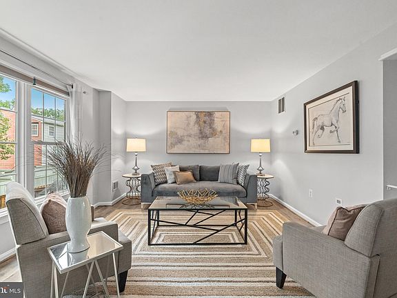 2nd image of 4516 Squiredale Sq