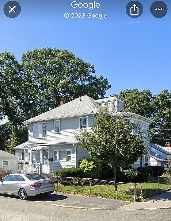 2nd image of 21 Hudson St