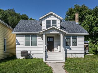 2446 Elm St, Dubuque, IA 52001