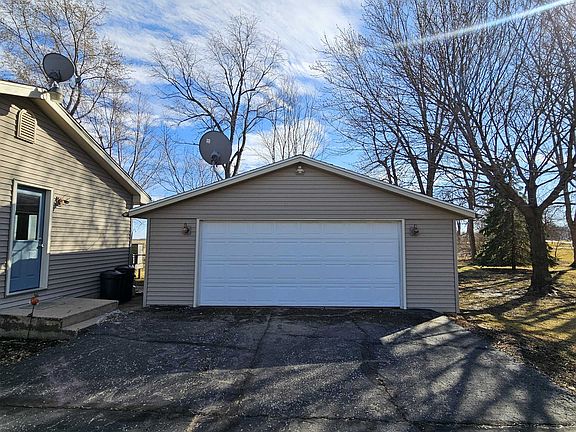 5th image of 4696 Palmerstone Rd