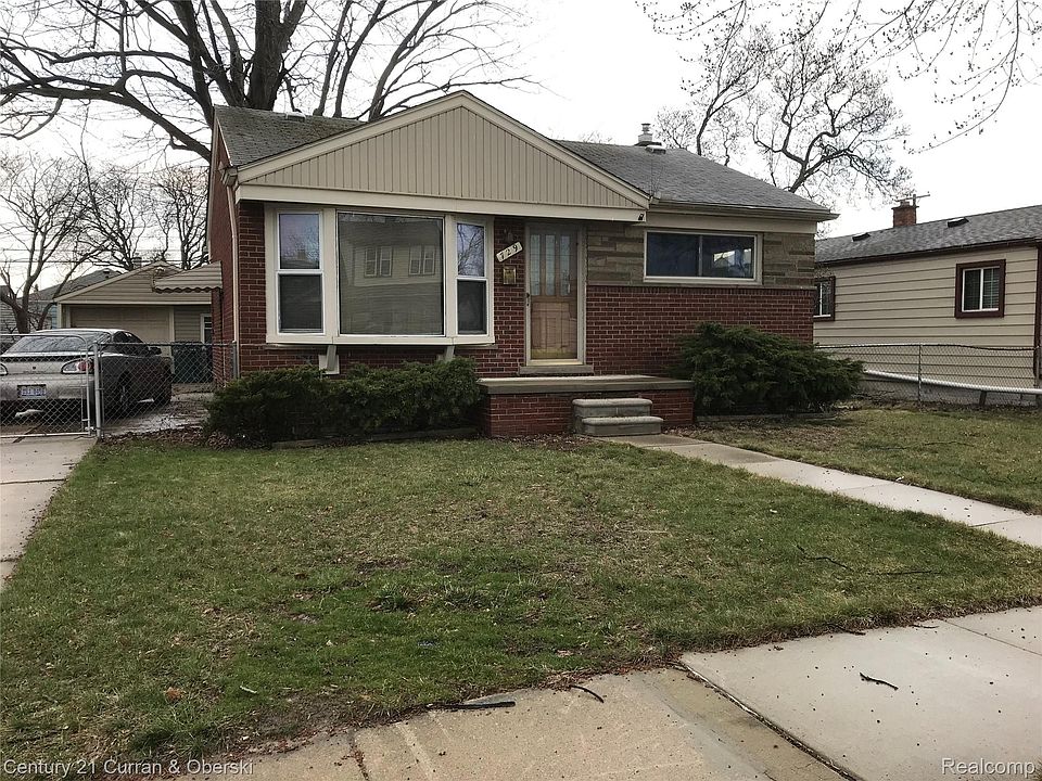 1st image of 729 Cleophus Pkwy