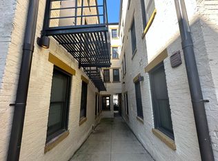 1118 Broadway St APT 3, Cincinnati, OH 45202
