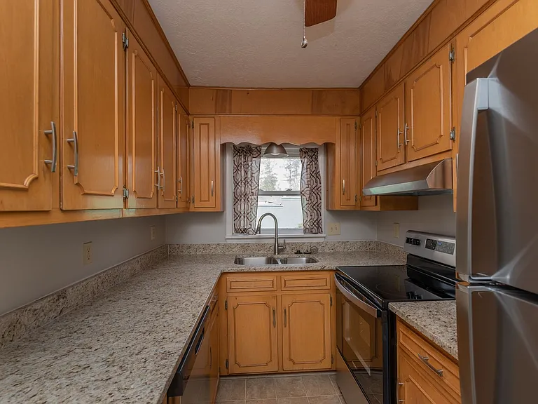 501 Milledge Rd #13A — Photo 2