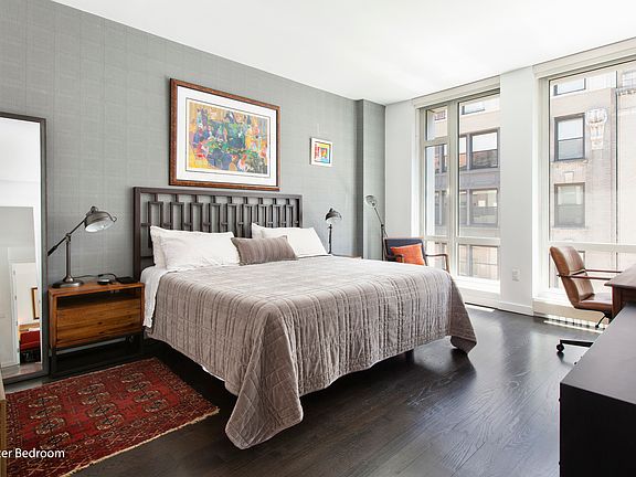4th image of 133 W 22nd St APT 11B