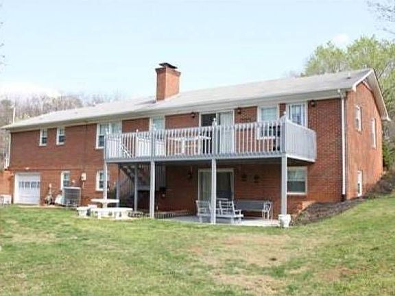 REAR OF HOME