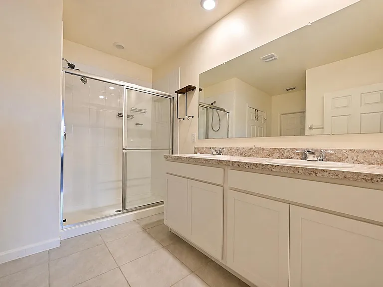 927 Remington Green Dr SE — Photo 29
