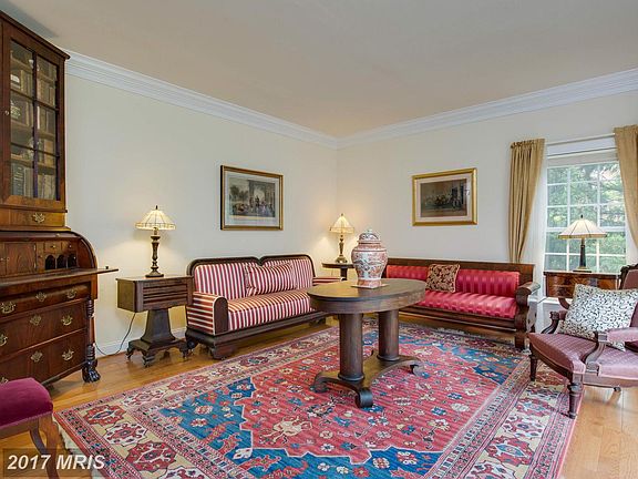 5th image of 7514 Woodpalace Ct