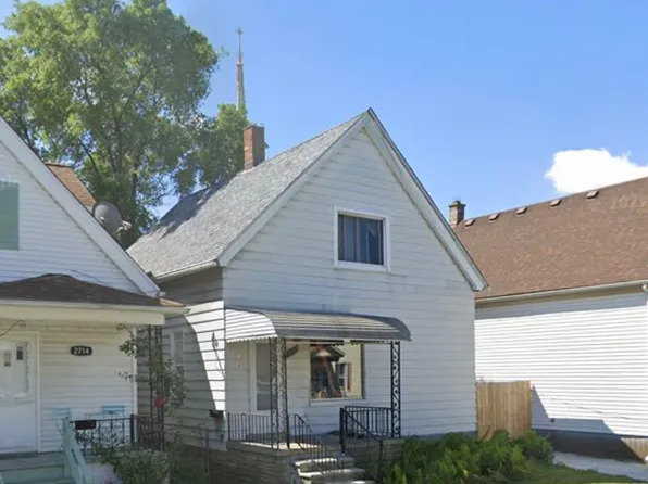 2708 Norwalk St #2, Hamtramck, MI 48212