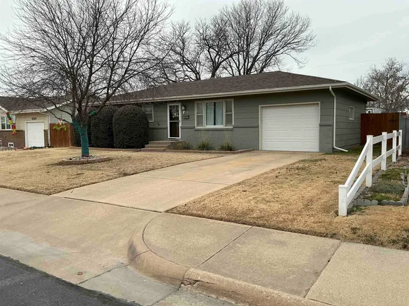 1725 Haney Dr, Hays, KS 67601