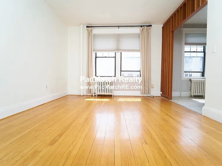 6 Sutherland Rd #34 — Photo 2