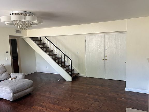 3rd image of 3230 Maine Ave
