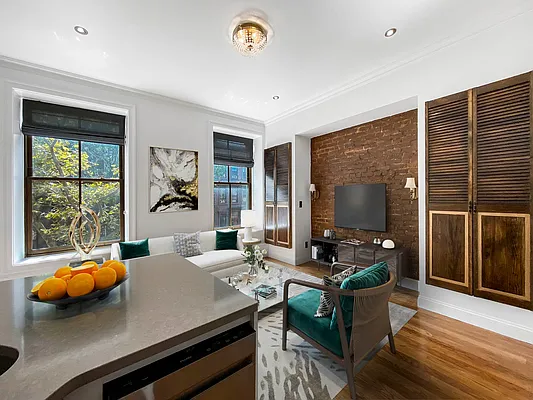 Rented by Skyward | media 20