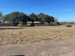 White Ave, Freer, TX 78357
