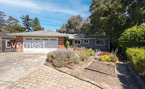4335 Miranda Ave Photo 1