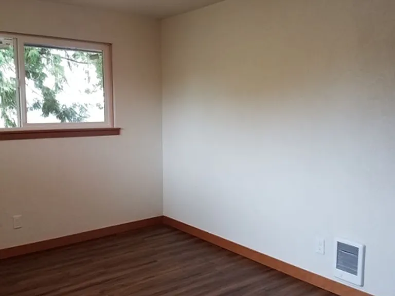 1125 Fairmount Ave — Photo 10