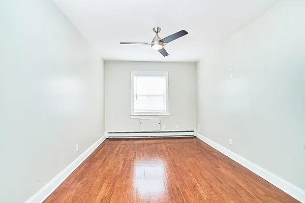 Rented by Douglas Elliman | media 23