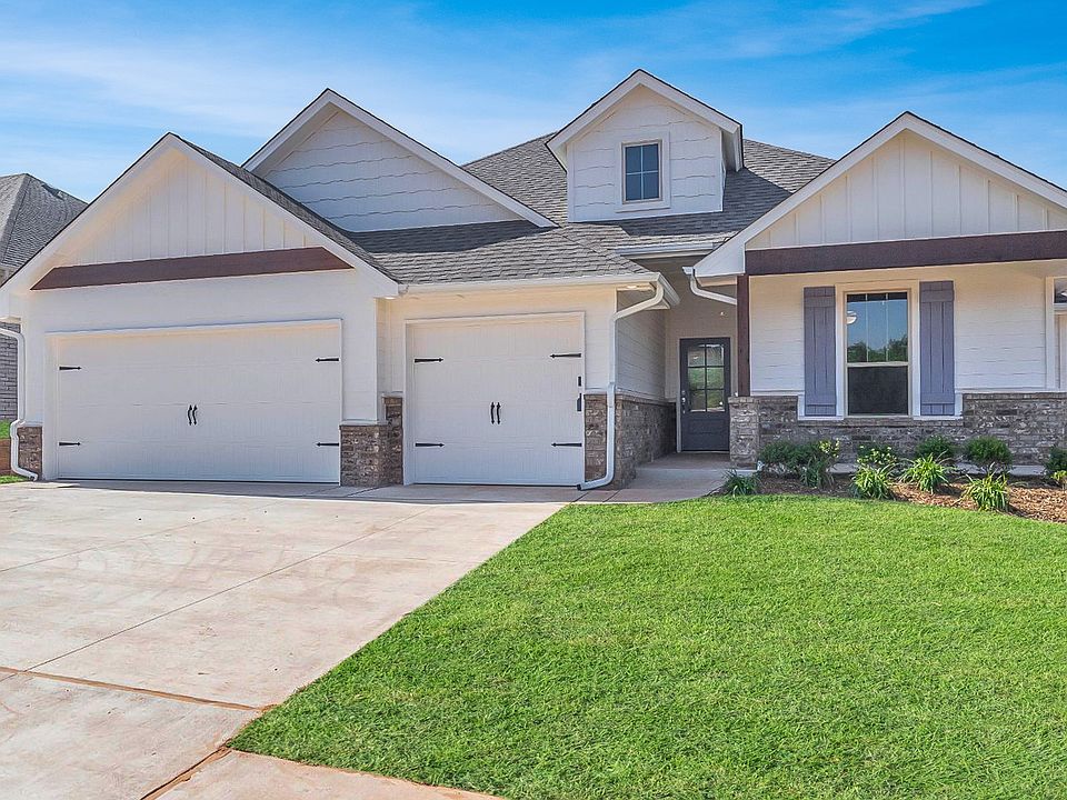 Homes by Taber Hazel Half Bath Plus Floor Plan - Stonebriar - 512 NW 199th St