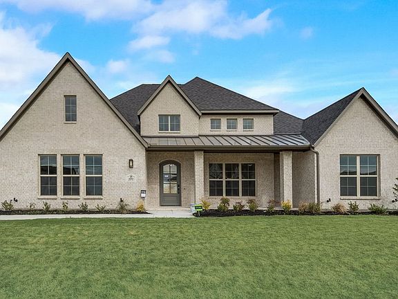 2nd image of 4402 Dover Dr