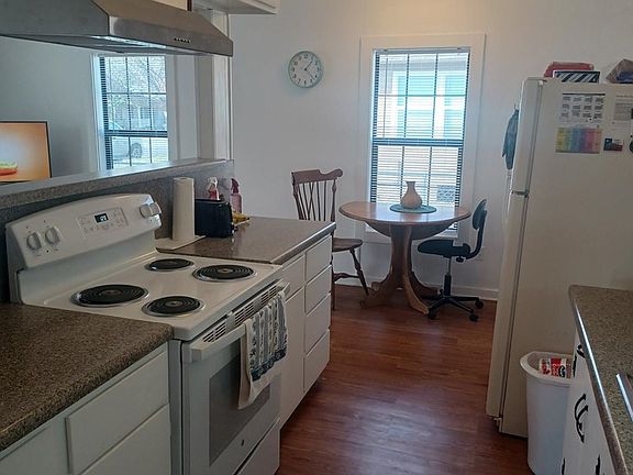 5th image of 416 Stonewall St