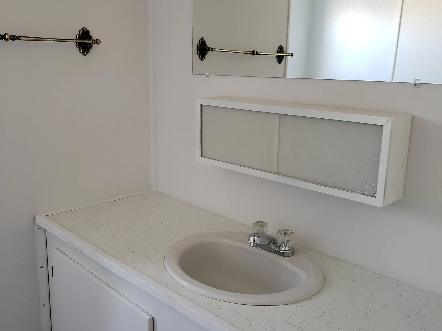 2 bed, 700 sqft, $925 — Photo 4