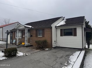 1113 W High St, Ebensburg, PA 15931