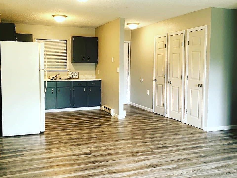1st image of 1436 W Mill St #16